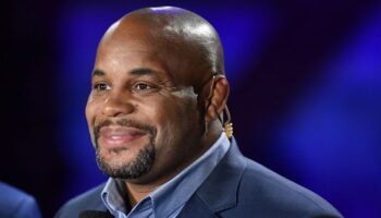 morning-report-daniel-cormier-less-confident-francis-ngannou-beats-jon-jpg
