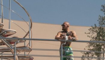 photo-my-island-mcgregor-on-a-luxury-yacht-relaxing-in-jpg