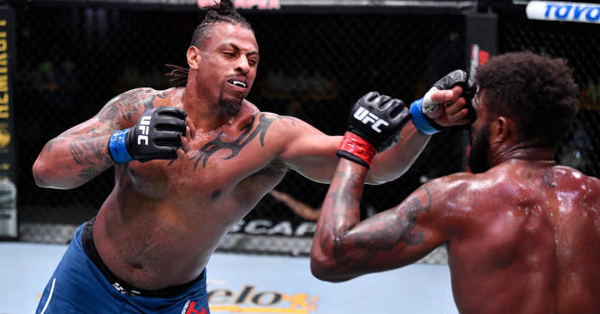 greg-hardy-maurice-green-video-of-the-fight-jpg