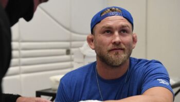 alexander-gustafsson-is-back-in-the-heavyweight-division-and-will-jpg