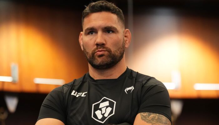 chris-weidman-plans-to-return-to-ufc-following-a-broken-jpg
