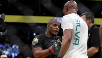 daniel-cormier-refutes-israel-adesanya-as-middleweight-goat-compares-anderson-jpg