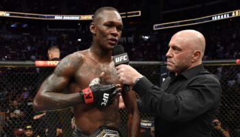 israel-adesanya-vehemently-defends-joe-rogan-at-ufc-271-presser-jpg
