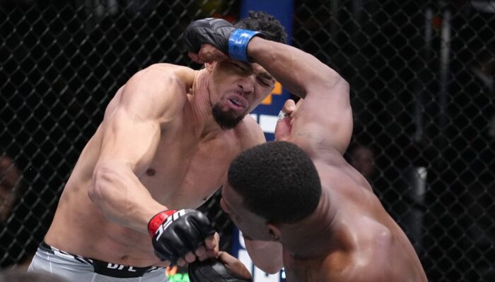 jamahal-hill-lands-stunning-one-punch-ko-to-finish-johnny-walker-jpg