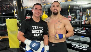 Robert Whittaker falou sobre o treinamento com seu filho Kostya Tszyu