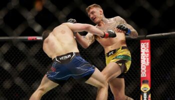 ufc-271-results-renato-moicano-blasts-alexander-hernandez-with-strikes-jpg