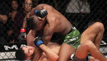 ufc-vegas-49-video-terrance-mckinney-submits-fares-ziam-for-jpg