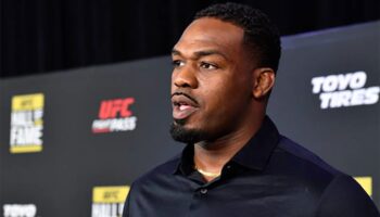 Jon Jones uppskattar chanserna för en återgång till lätt tungvikt