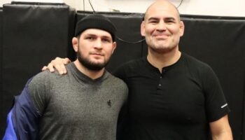 Khabib Nurmagomedov vände sig till Cain Velasquez