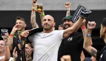 morning-report-alexander-volkanovski-calls-it-a-dream-to-fight-jpg