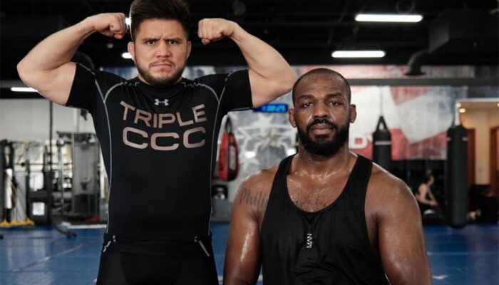 Henry Cejudo förutspår kamp mellan Jon Jones och Stipe Miocic