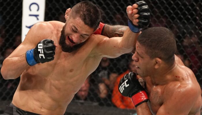 Khamzat Chimaev besegrade Gilbert Burns på UFC 273