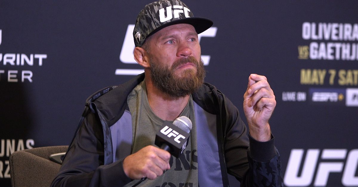 cowboy-cerrone-brought-to-tears-explaining-why-fight-at-ufc-jpg