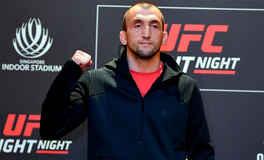 Muslim Salikhov utpekte en annen kamp i UFC