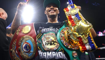 stevenson-was-not-in-the-pound-from-the-ring-lomachenko-jpg
