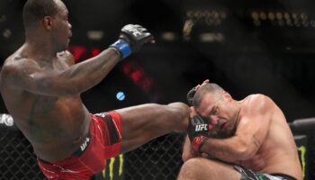 ufc-274-saint-preux-wins-split-decision-in-a-disappointing-jpg