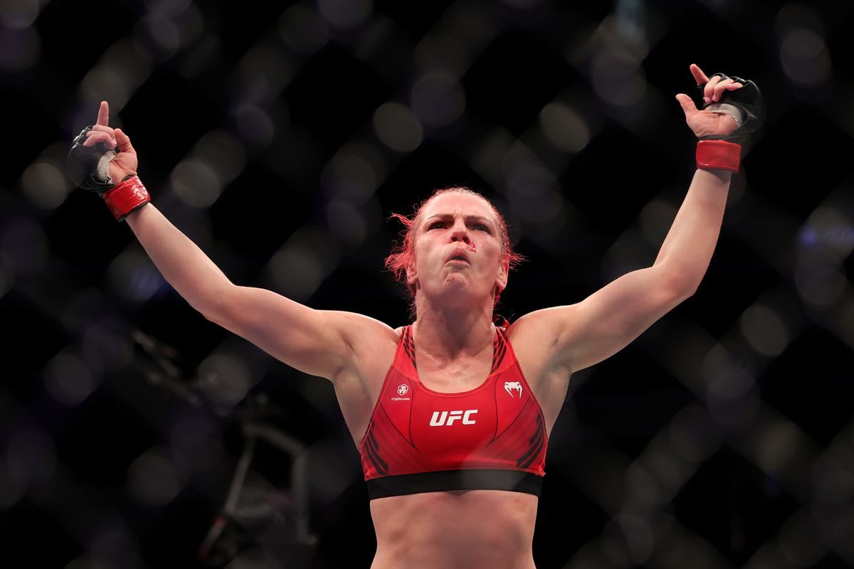 UFC 269: Gillian Robertson v Priscila Cachoeira