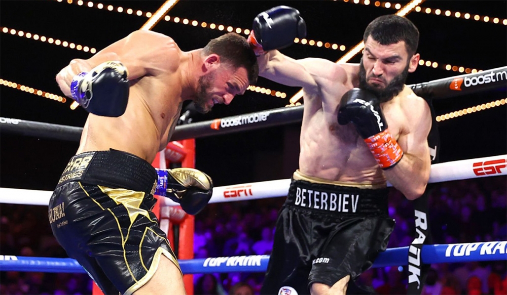 Artur Beterbiev para Joe Smith Jr na segunda rodada