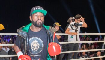 floyd-mayweather-announces-next-exhibition-bout-against-mikuru-asakura-mma-jpg