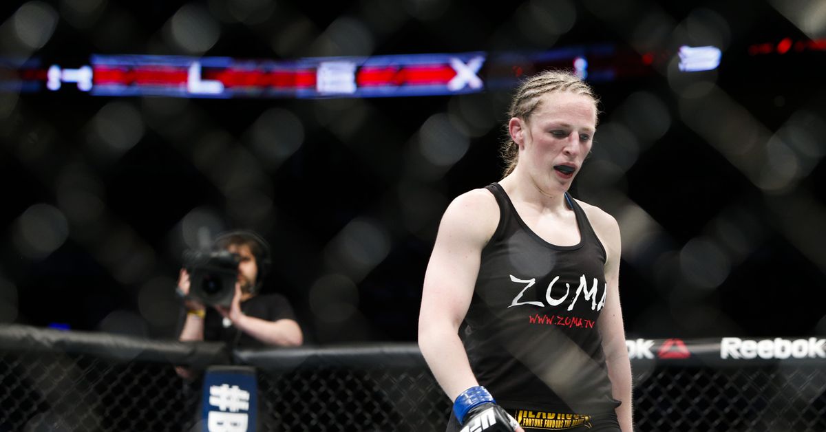 sarah-kaufman-announced-her-retirement-from-mma-i-loved-every-jpg
