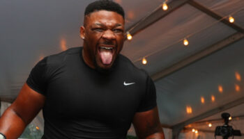 strimlade-kortshowen-rodriguez-rungvisai-miller-arrangerade-en-sumo-i-argentina-jpg