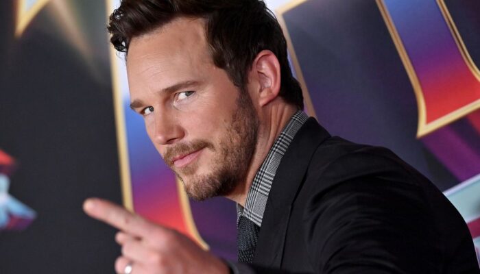 chris-pratt-apologizes-to-israel-adesanya-after-criticizing-champs-ufc-jpg