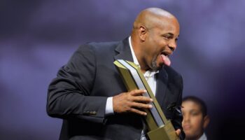 daniel-cormier-reveals-lone-scenario-that-could-draw-him-out-jpg