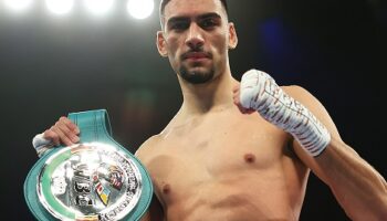 frank-warren-unveils-new-future-boxing-star-jpg