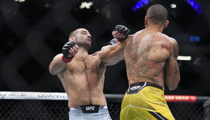 highlights-of-the-fight-between-alex-pereira-and-sean-strickland-jpg