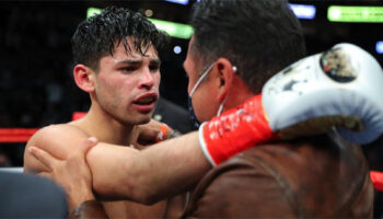 mayweather-vande-sig-till-de-la-hoya-och-garcia-jpg