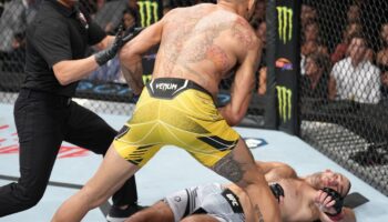 ufc-276-results-alex-pereira-knocks-out-sean-strickland-in-jpg