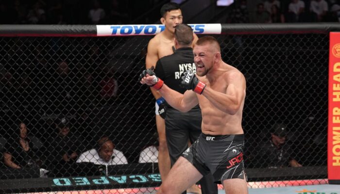 ufc-long-island-video-dustin-jacoby-wins-a-walk-off-against-jpg