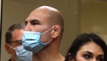 cain-velasquez-pleads-guilty-to-several-charges-including-attempted-murder-jpg