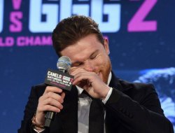 canelo-shares-predictions-for-spence-crawford-and-davis-garcia-fights-jpg