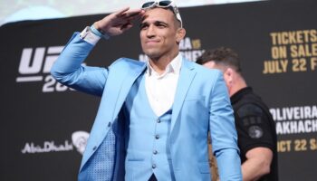 Charles Oliveira called the reason for agreeing to fight with Islam Makhachev