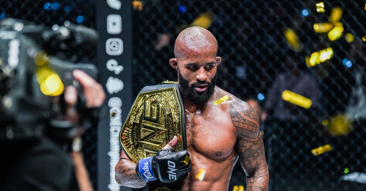 demetrious-johnson-open-to-adriano-moraes-trilogy-bout-or-top-jpg
