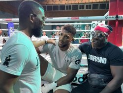 jack-and-usyk-remembered-the-amateur-confrontation-joshua-and-chisora-jpg