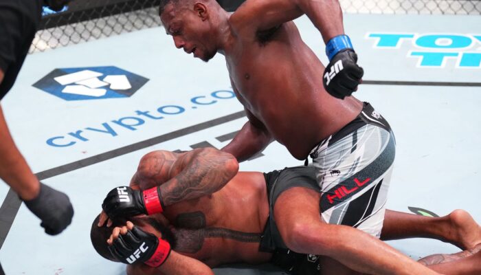 jamahal-hill-finishes-thiago-santos-with-strikes-in-grueling-main-jpg
