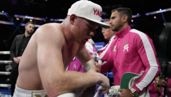 mayweather-canelo-alvarez-ar-radd-for-att-slass-mot-jake-jpg
