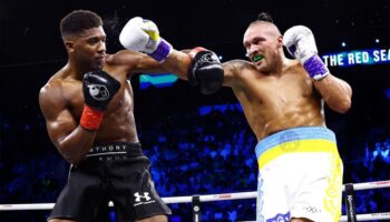 Oleksandr Usyk defended his titles in a rematch with Anthony Joshua