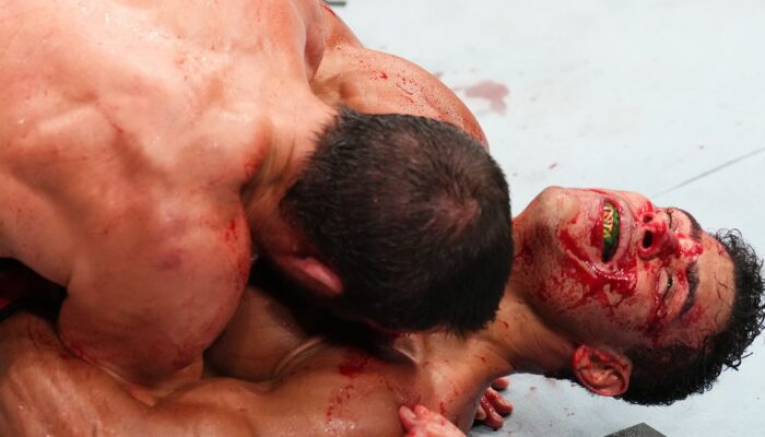 paulo-costa-luke-rockhold-was-very-disgusting-for-rubbing-my-jpg