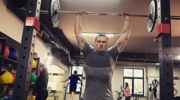 usyk-avslutade-forberedelserna-for-en-revansch-med-joshua-foto-med-png