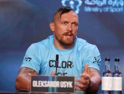 usyk-fights-not-for-money-but-for-history-and-ukraine-jpg