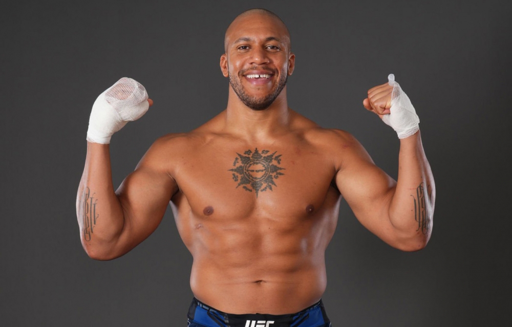 Cyril Gan brach sich in einem Duell gegen Tai Tuivasa den Arm