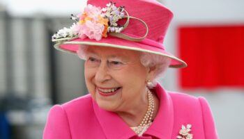 combat-sports-world-reacts-to-death-of-queen-elizabeth-ii-jpg