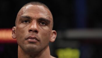 edson-barboza-is-injured-in-ufc-vegas-63-match-with-jpg