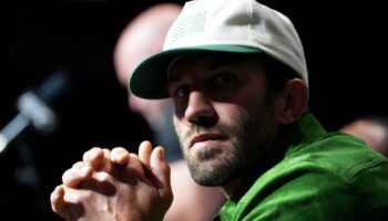 luke-rockhold-picks-his-three-favourite-fights-and-warns-the-jpg