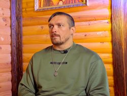 oleksandr-usyk-told-who-patted-him-in-sparring-before-the-jpg