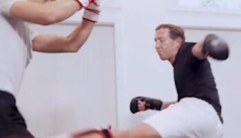 video-mark-zuckerberg-shows-off-mma-skills-gets-props-from-jpg