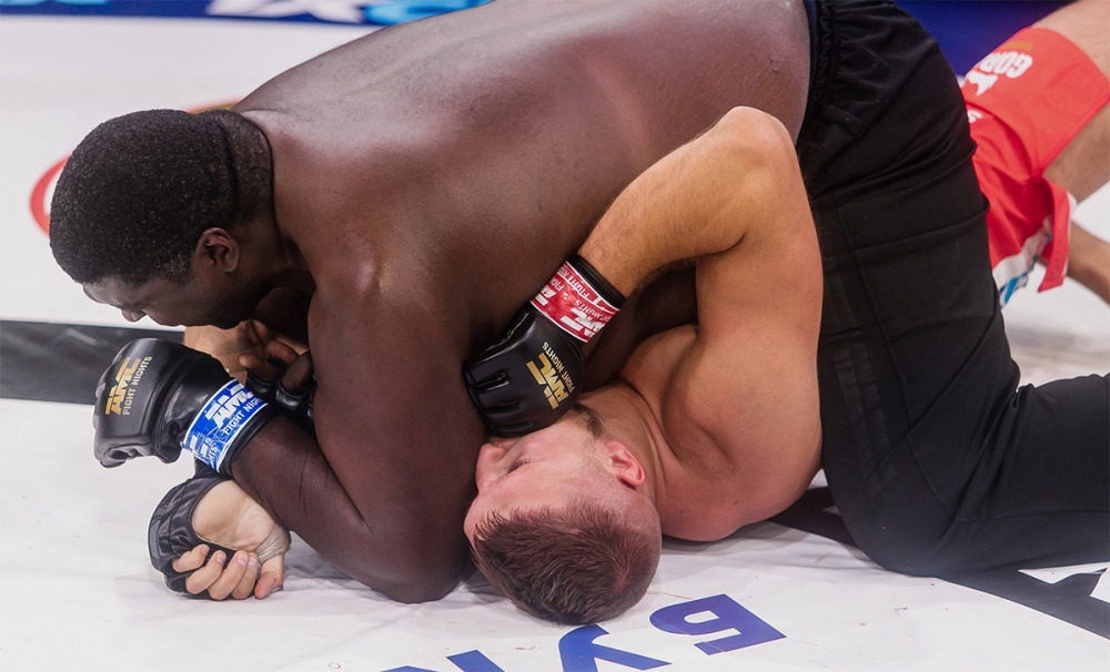 League AMC Fight Nights obligado a devolver las reglas antiguas